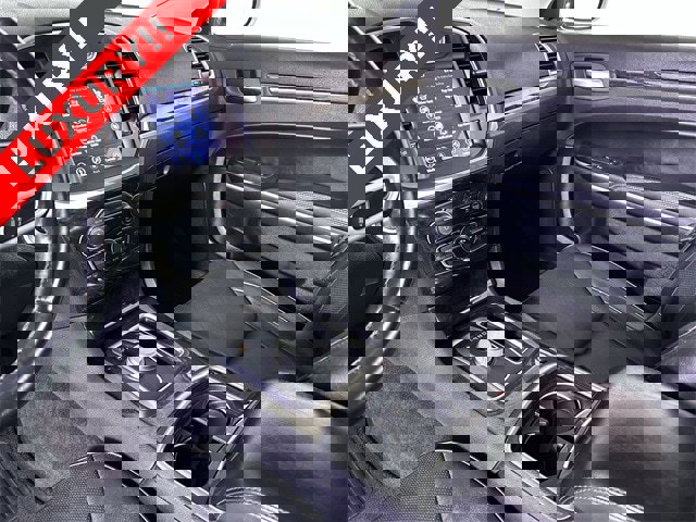 Used 2018 Chrysler 300 Limited image 36