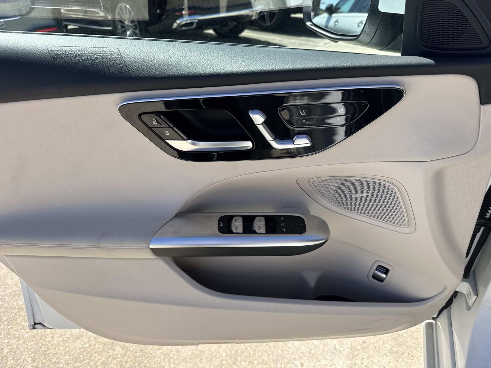 Used 2024 Mercedes-Benz C 300 Sedan image 19