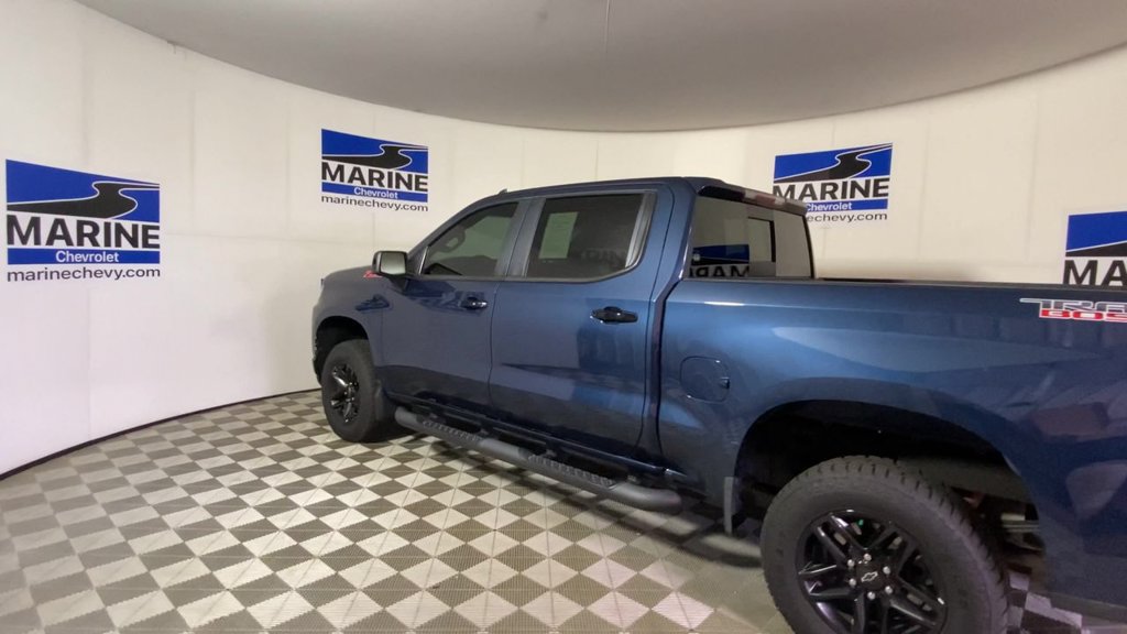 Used 2021 Chevrolet Silverado 1500 LT Trail Boss w/ Convenience Package II AWD/4WD image 8