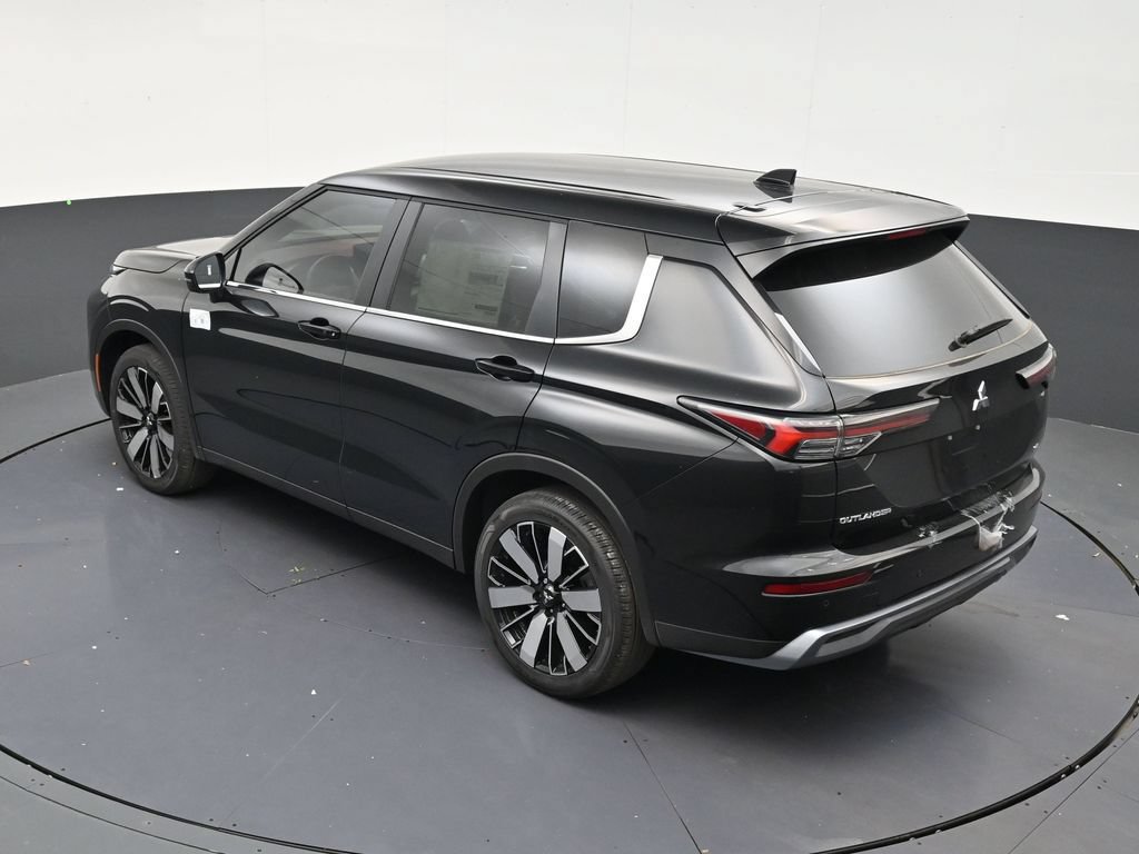 New 2026 Mitsubishi Outlander SE FWD image 14