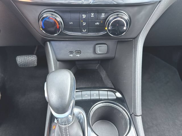Used 2025 Buick Encore GX Preferred FWD image 17