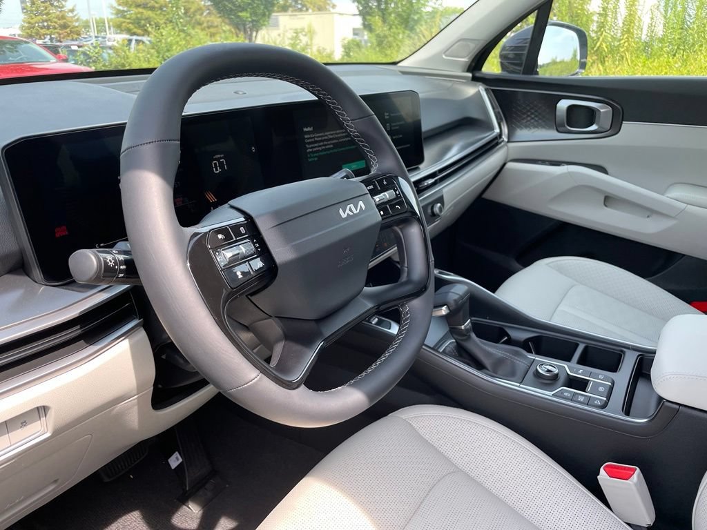 New 2026 Kia Sorento S w/ S Panoramic Sunroof Package FWD image 10