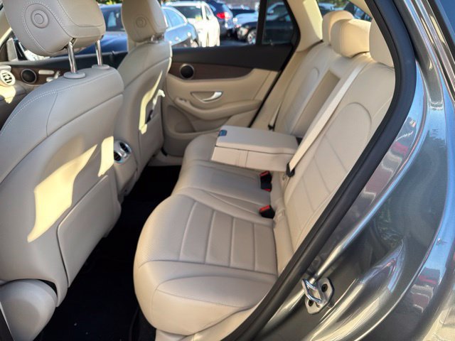 Used 2022 Mercedes-Benz GLC 300 4MATIC image 29