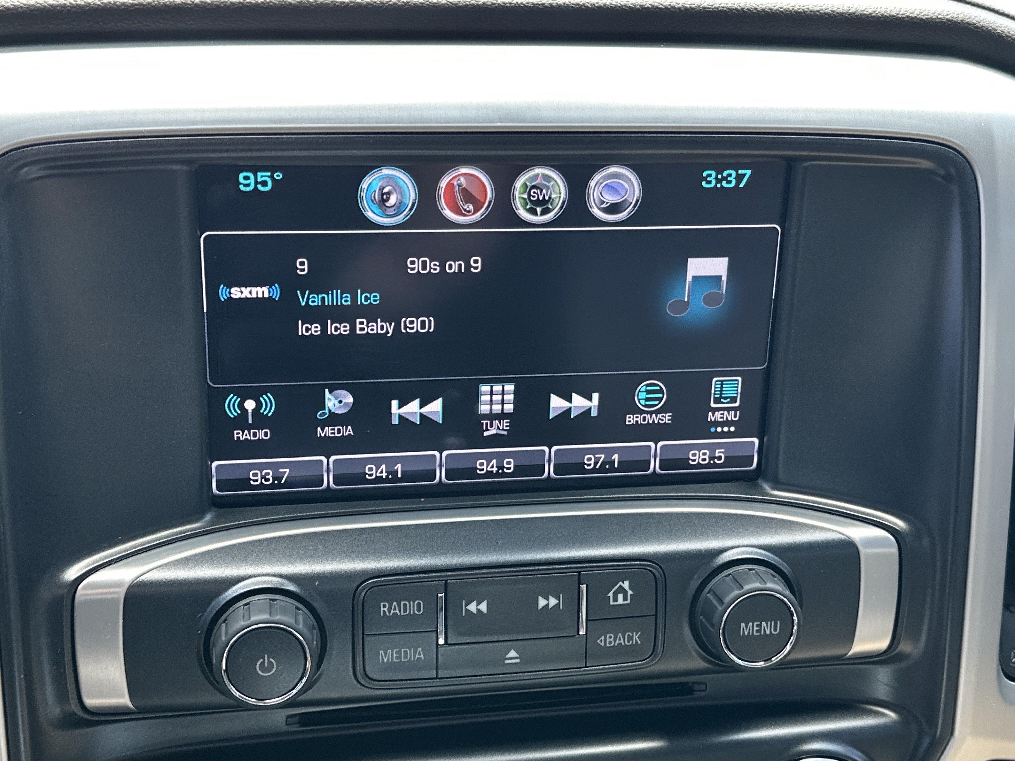 Used 2017 GMC Sierra 1500 SLT AWD/4WD image 25