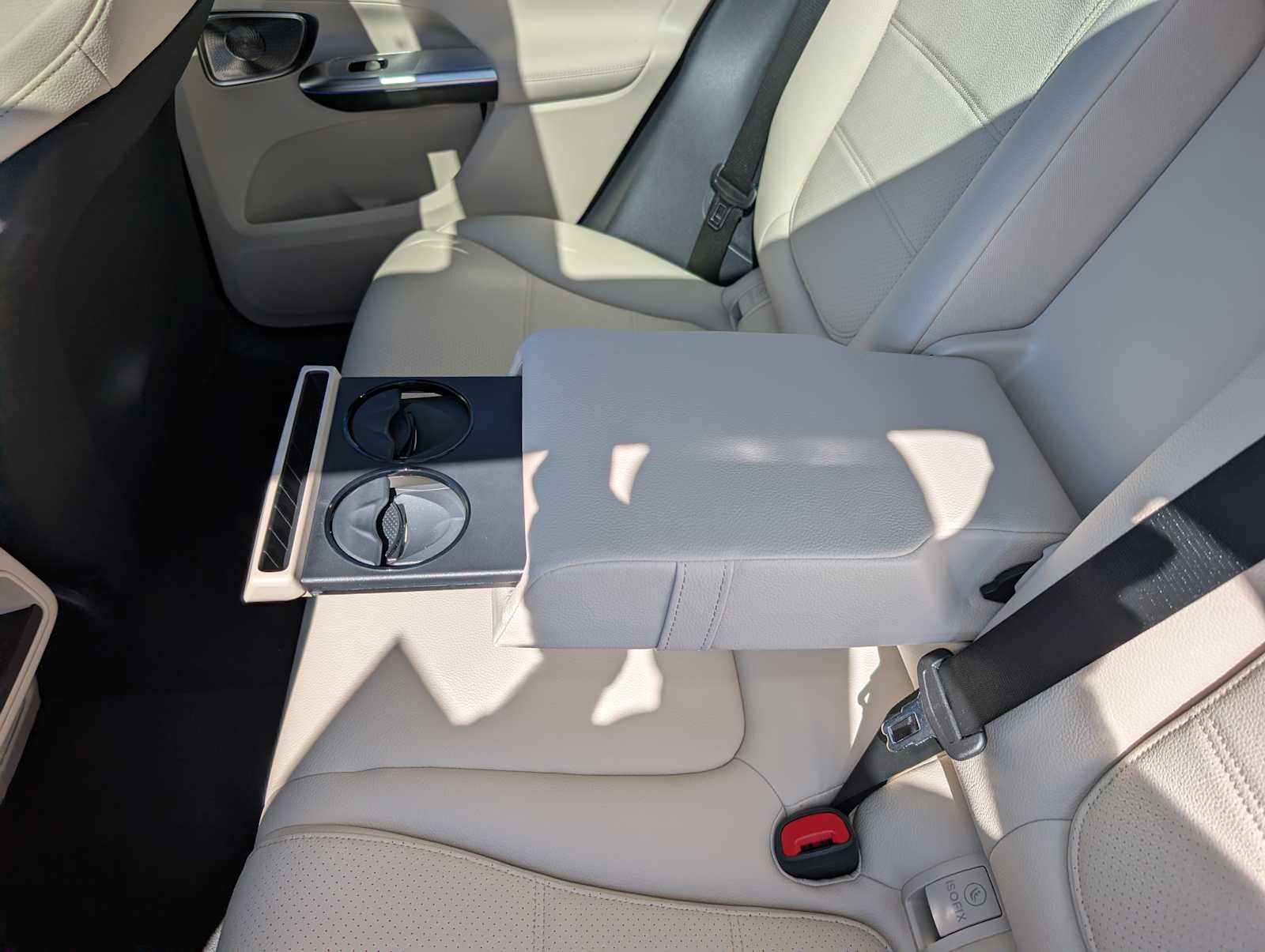 New 2027 Mercedes-Benz GLC 300 4MATIC image 17