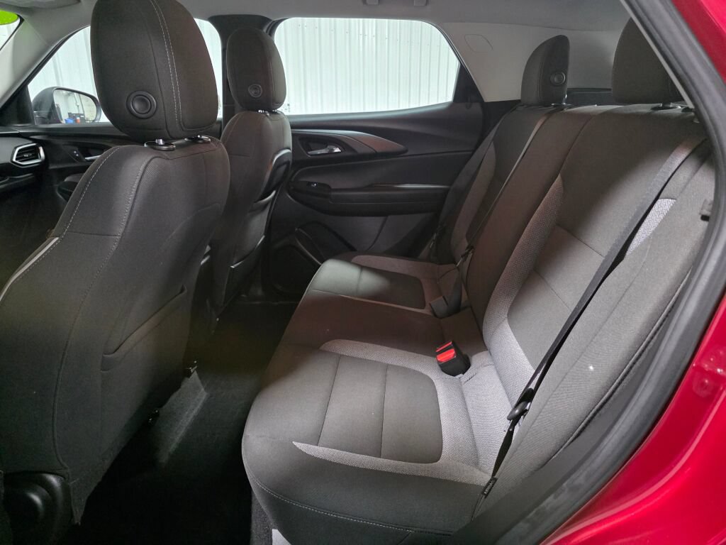 Used 2021 Chevrolet TrailBlazer LS FWD image 10