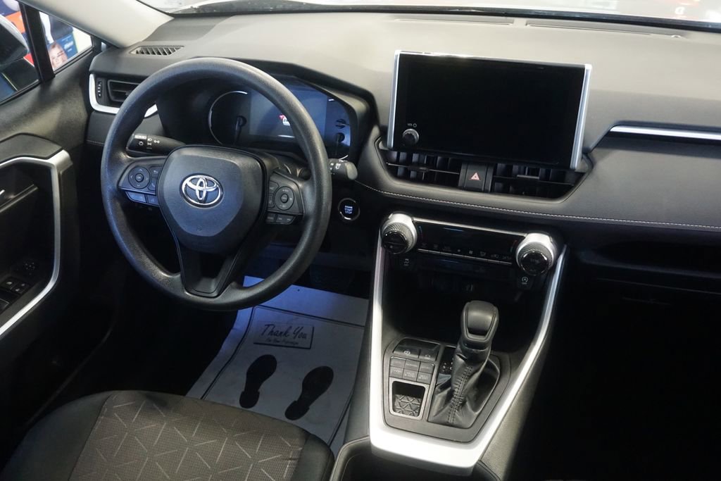 Certified 2023 Toyota RAV4 XLE AWD/4WD image 27