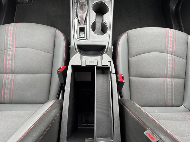 Used 2023 Chevrolet Equinox RS AWD/4WD image 25