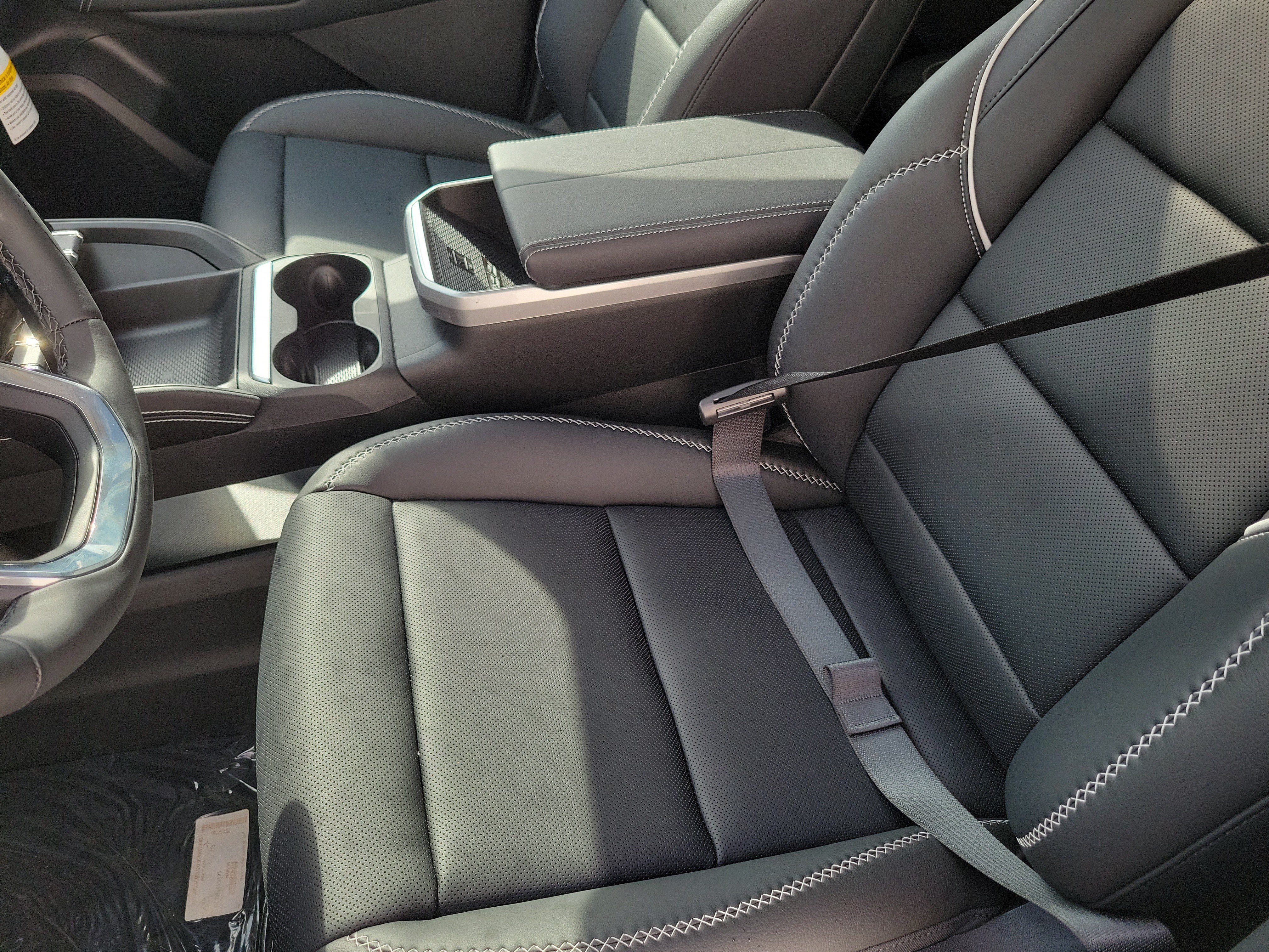 New 2026 GMC Terrain Denali AWD/4WD image 23