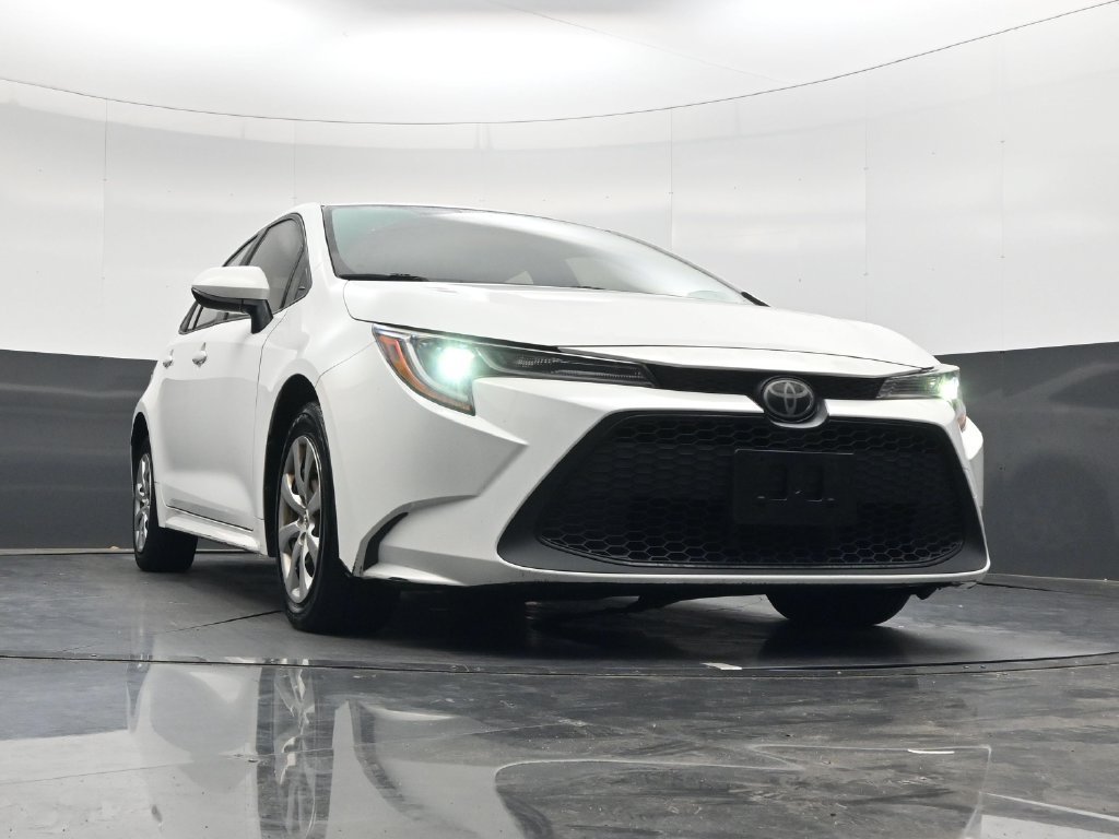 Used 2020 Toyota Corolla LE FWD image 30