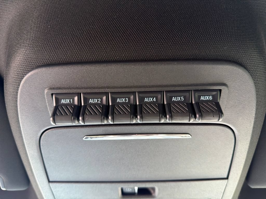 Used 2026 Ford F450 Platinum AWD/4WD image 36