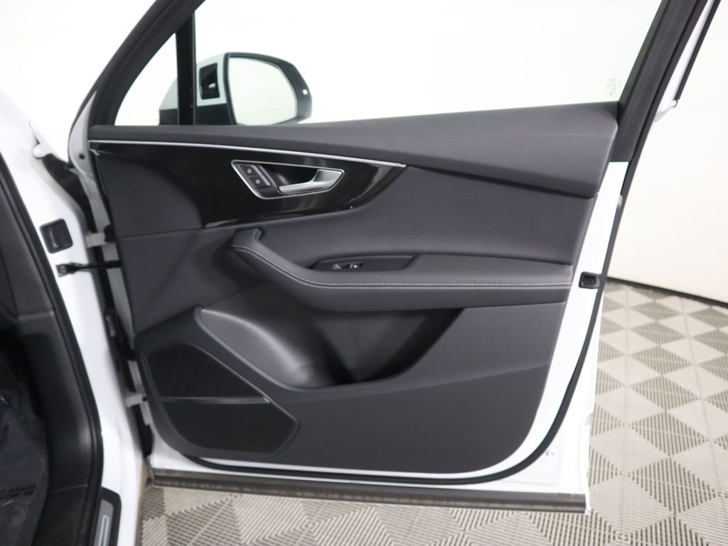 New 2025 Audi Q7 3.0T Premium Plus image 27