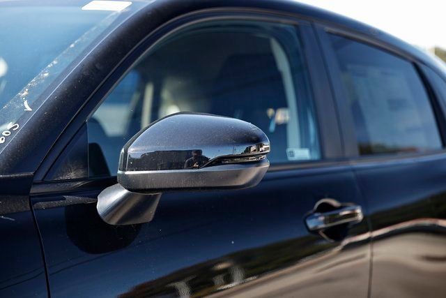 New 2026 Honda HR-V LX image 5