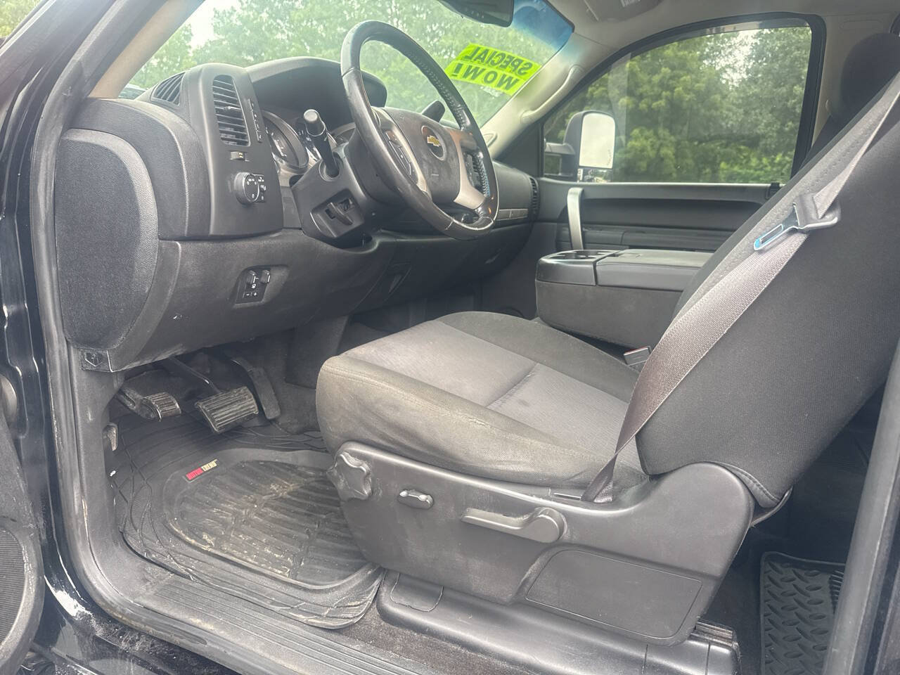 Used 2012 Chevrolet Silverado 2500 LT w/ Interior Plus Package AWD/4WD image 19