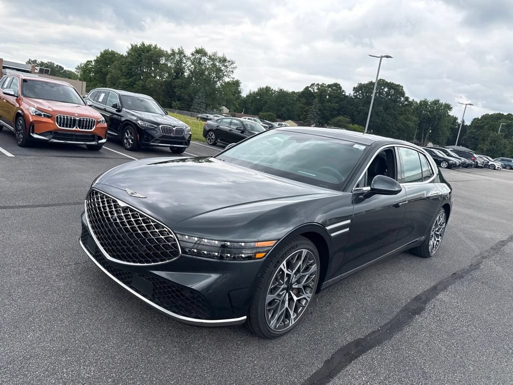 Used 2023 Genesis G90 3.5T AWD/4WD image 3