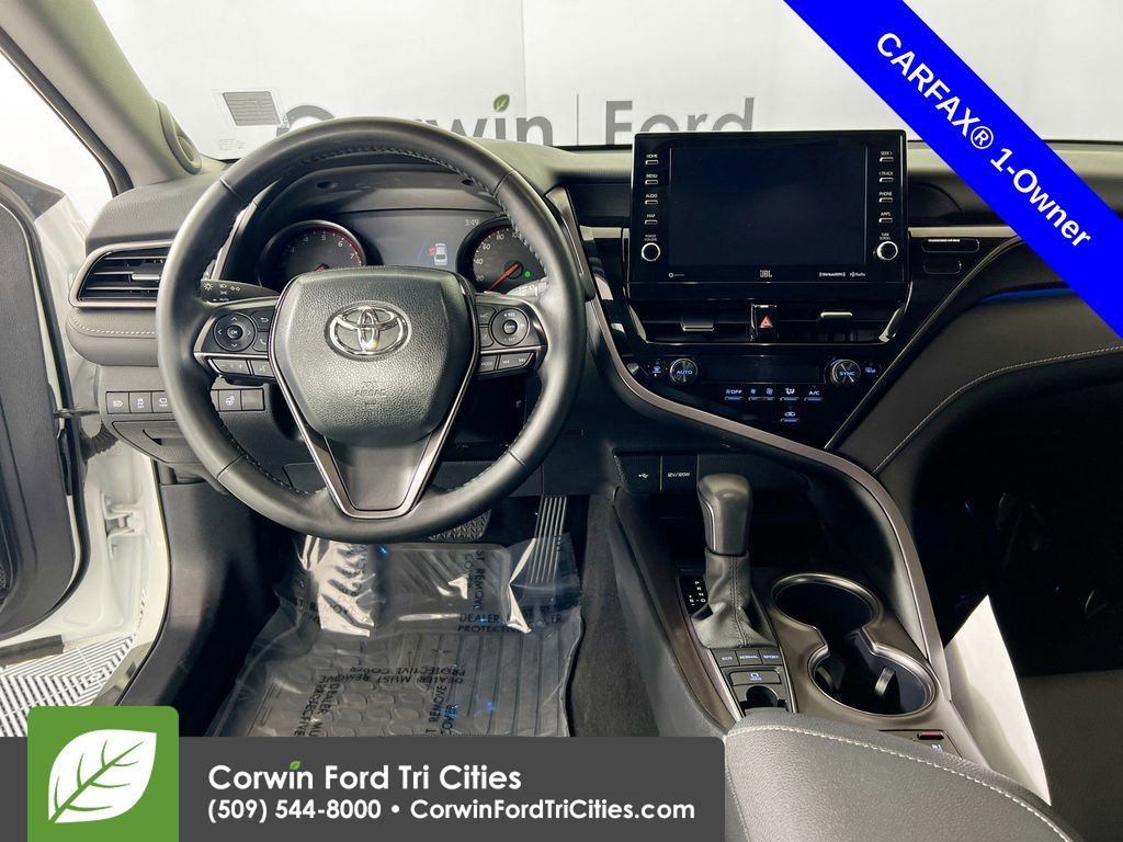 Used 2024 Toyota Camry XSE w/ Navigation Package image 26