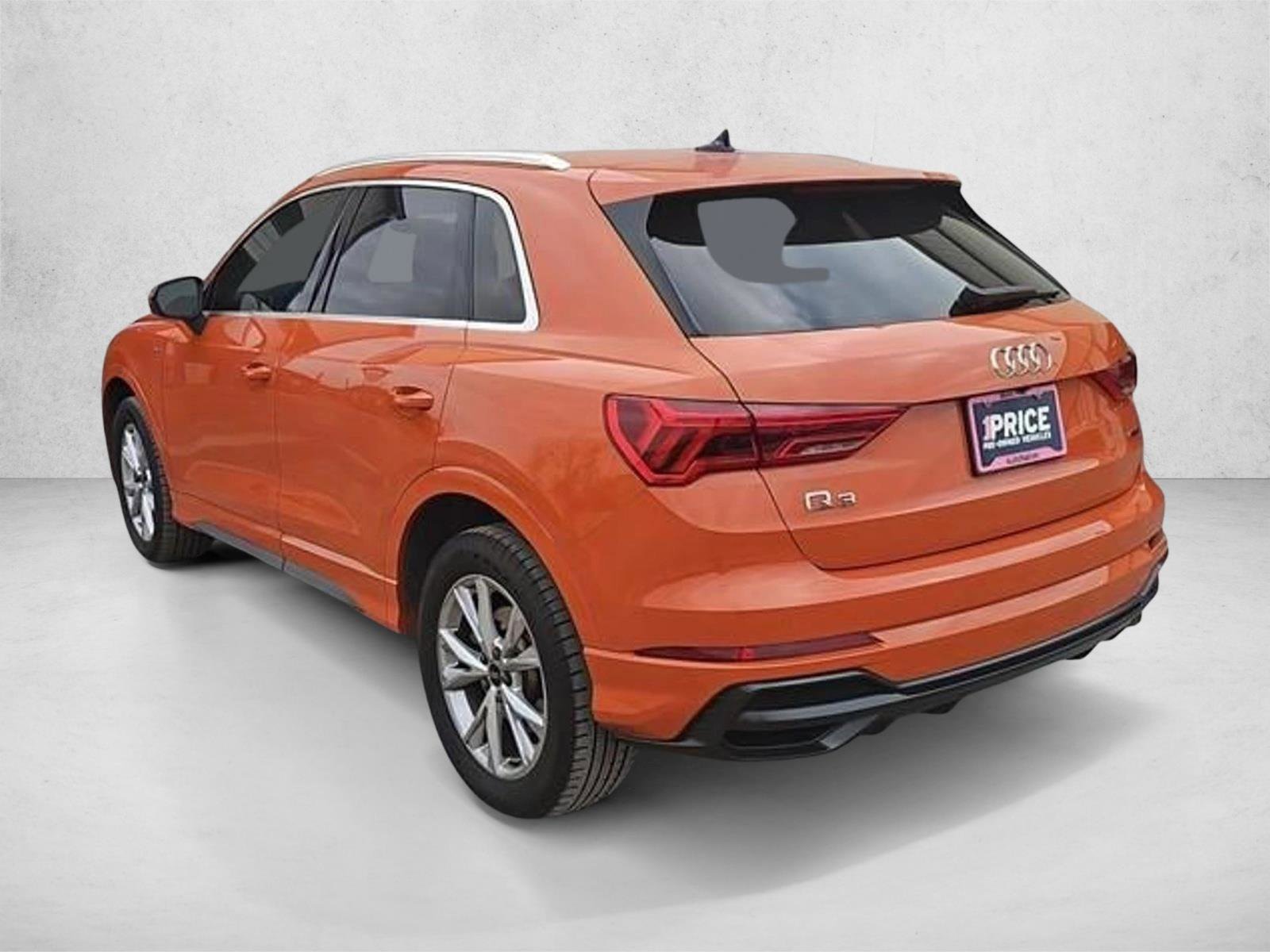 Used 2022 Audi Q3 2.0T Premium Plus w/ Premium Plus Package AWD/4WD image 3
