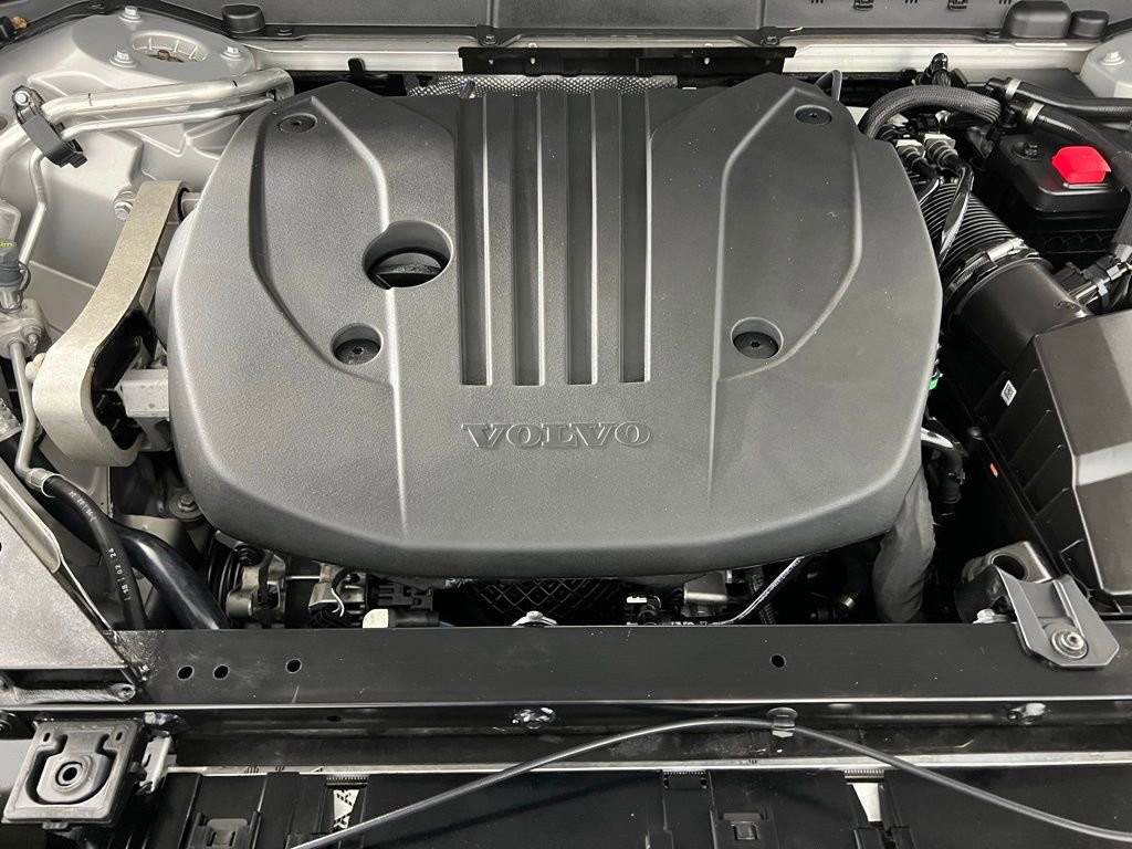 Used 2024 Volvo XC60 B5 Core image 34