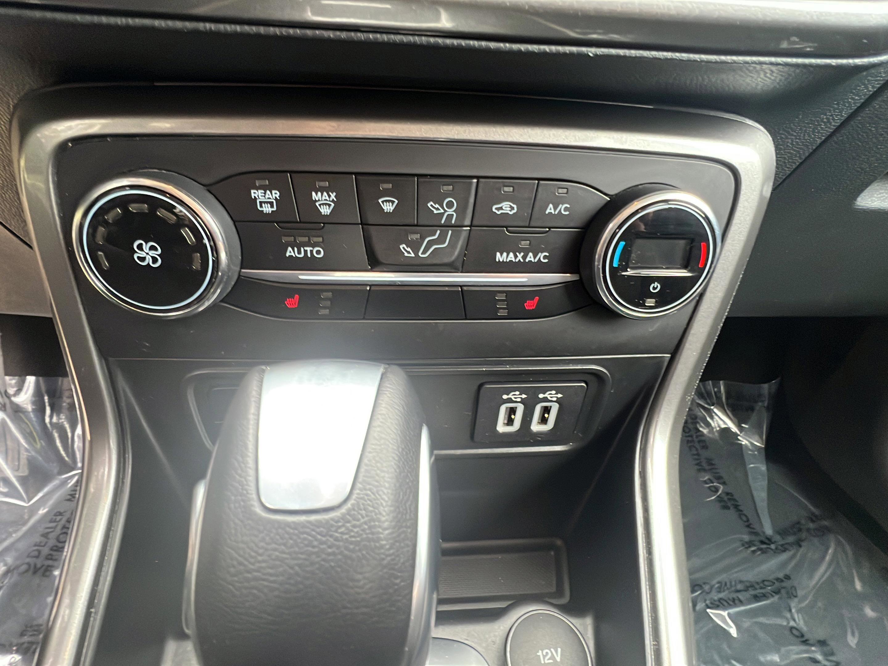 Used 2020 Ford EcoSport SE FWD image 21