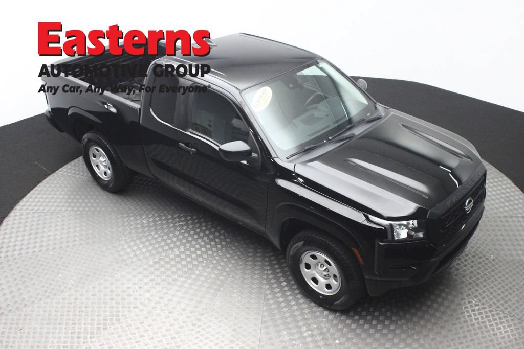 Used 2022 Nissan Frontier S RWD image 3