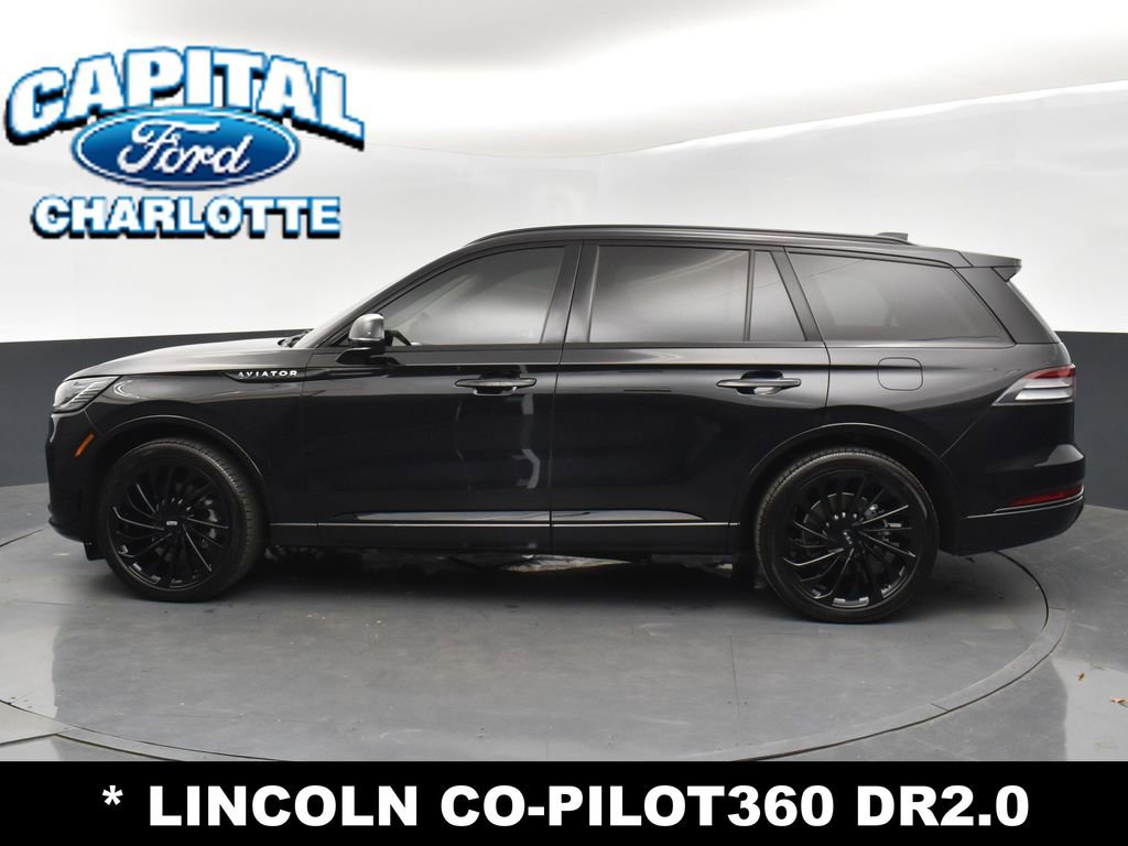 Used 2025 Lincoln Aviator Reserve w/ Jet Appearance Package image 5