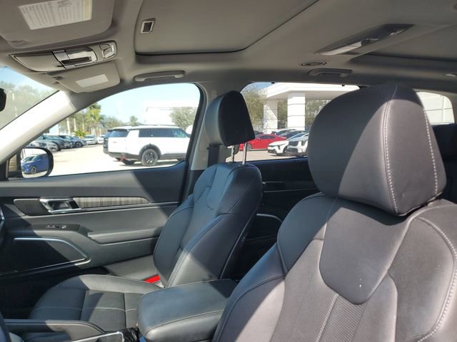 Used 2025 Kia Telluride SX image 18