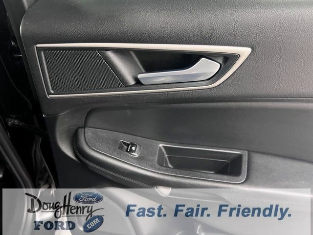 Used 2024 Ford Edge SEL image 32
