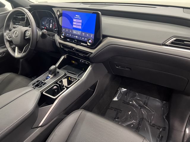 Certified 2025 Lexus TX 350 FWD w/ Convenience Package image 12