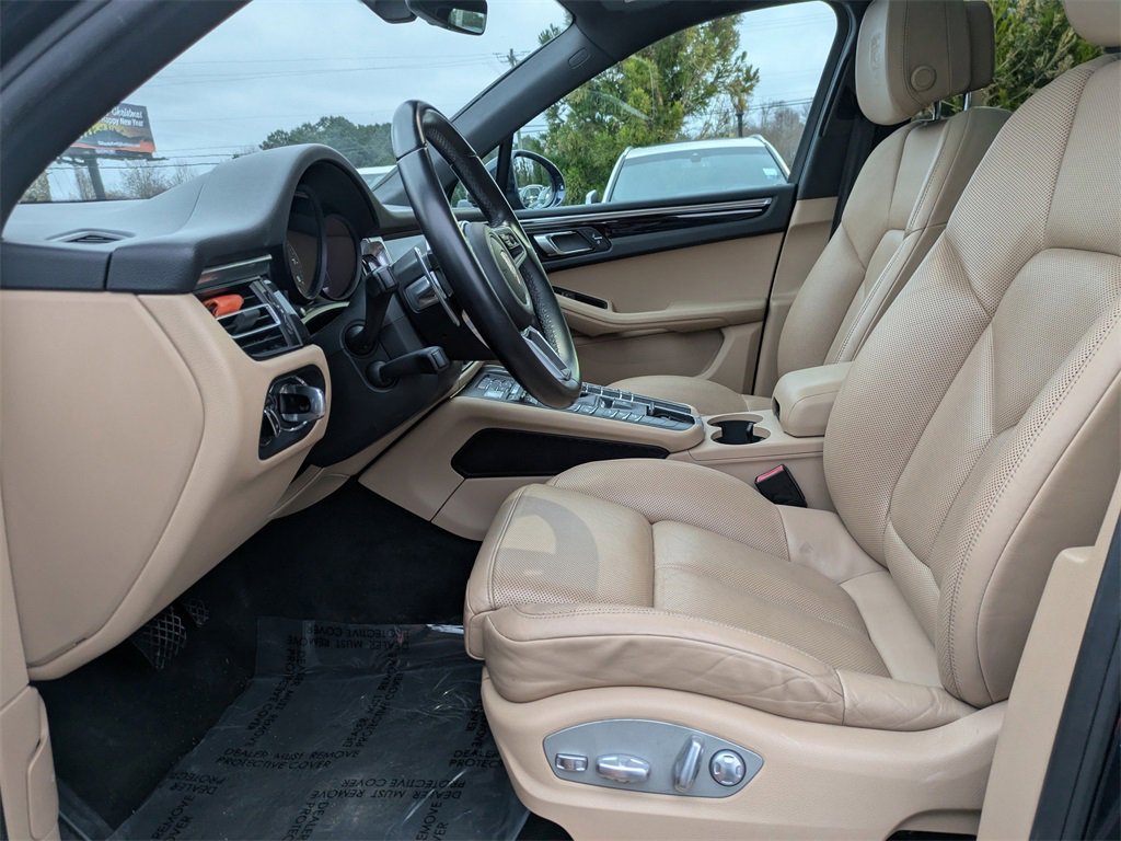 Used 2019 Porsche Macan Base w/ Premium Package Plus image 23