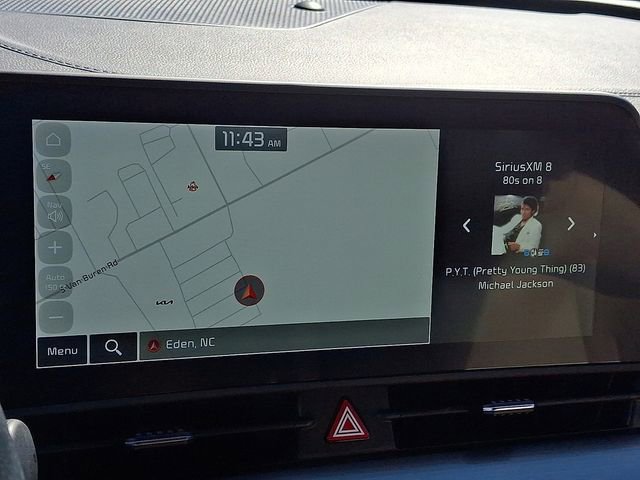 Used 2025 Kia Sportage EX image 16