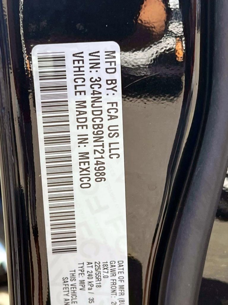 Certified 2022 Jeep Compass Limited image 18