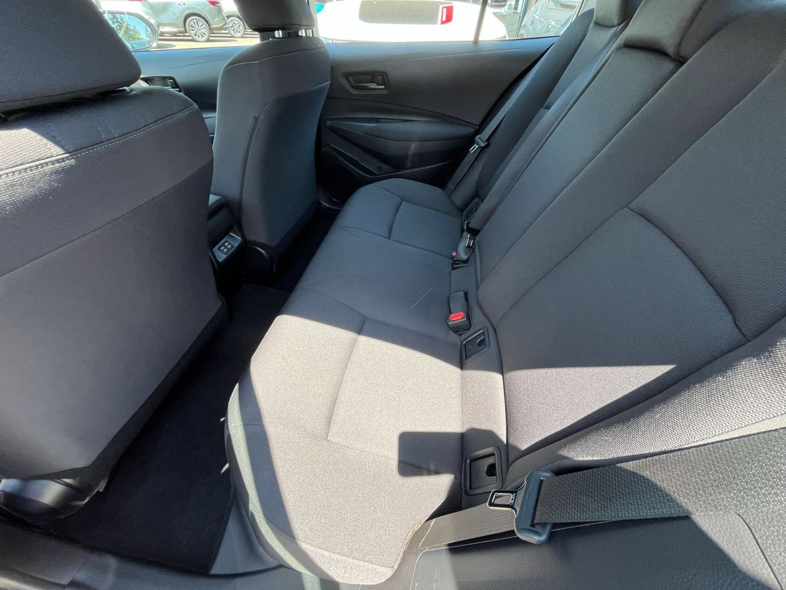 Used 2025 Toyota Corolla LE FWD image 25