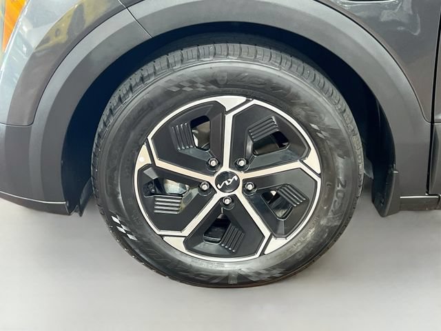 Used 2023 Kia Niro EX FWD image 32