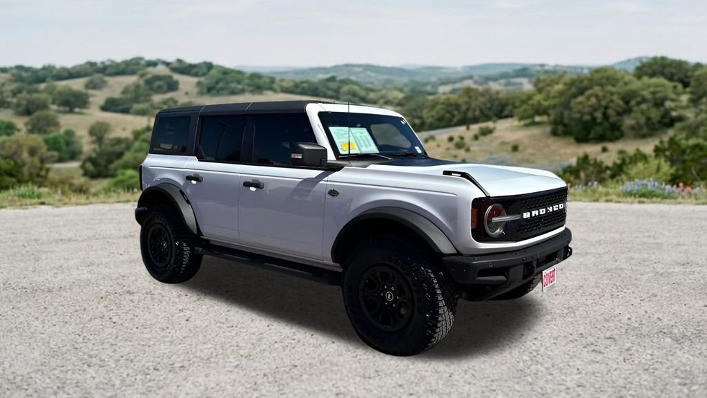 Used 2024 Ford Bronco Wildtrak AWD/4WD image 1