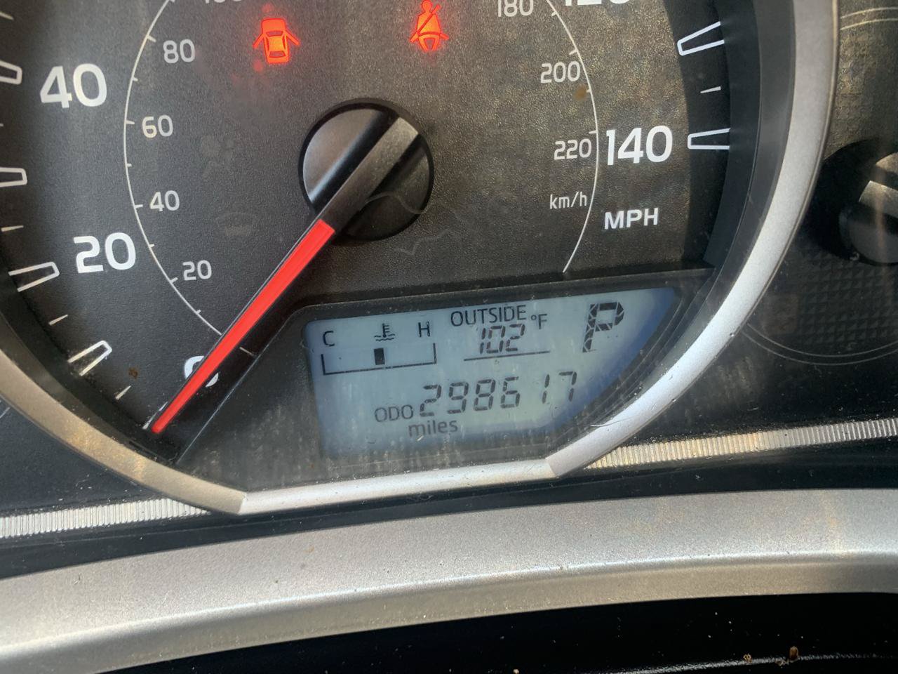 Used 2014 Toyota RAV4 LE FWD image 10
