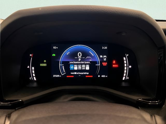 Used 2025 Toyota Camry LE FWD image 9