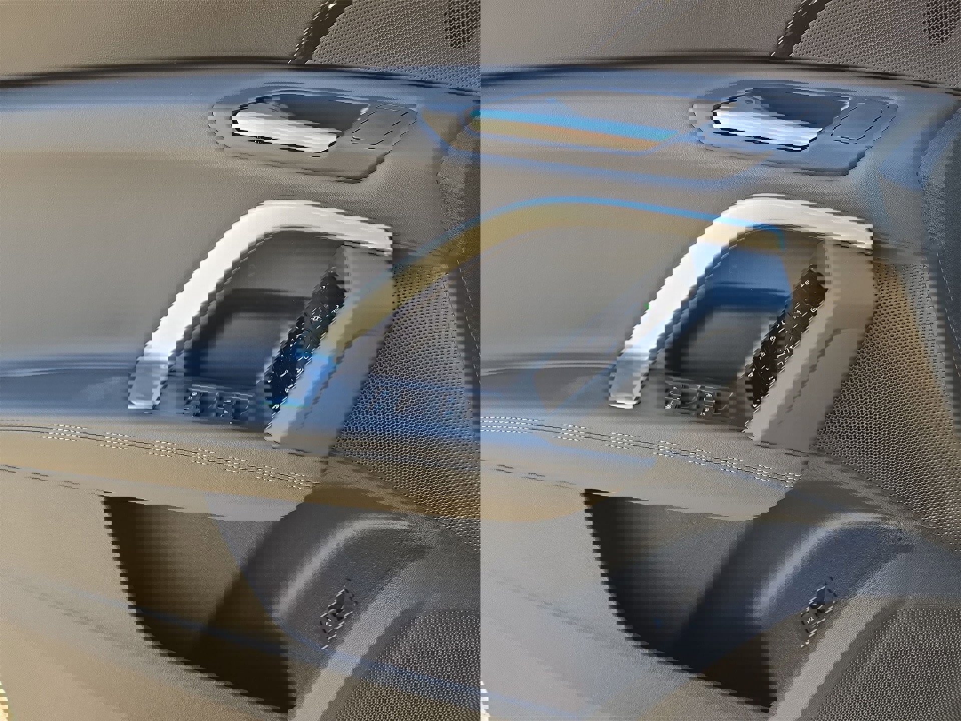 New 2025 Audi Q5 Premium image 15