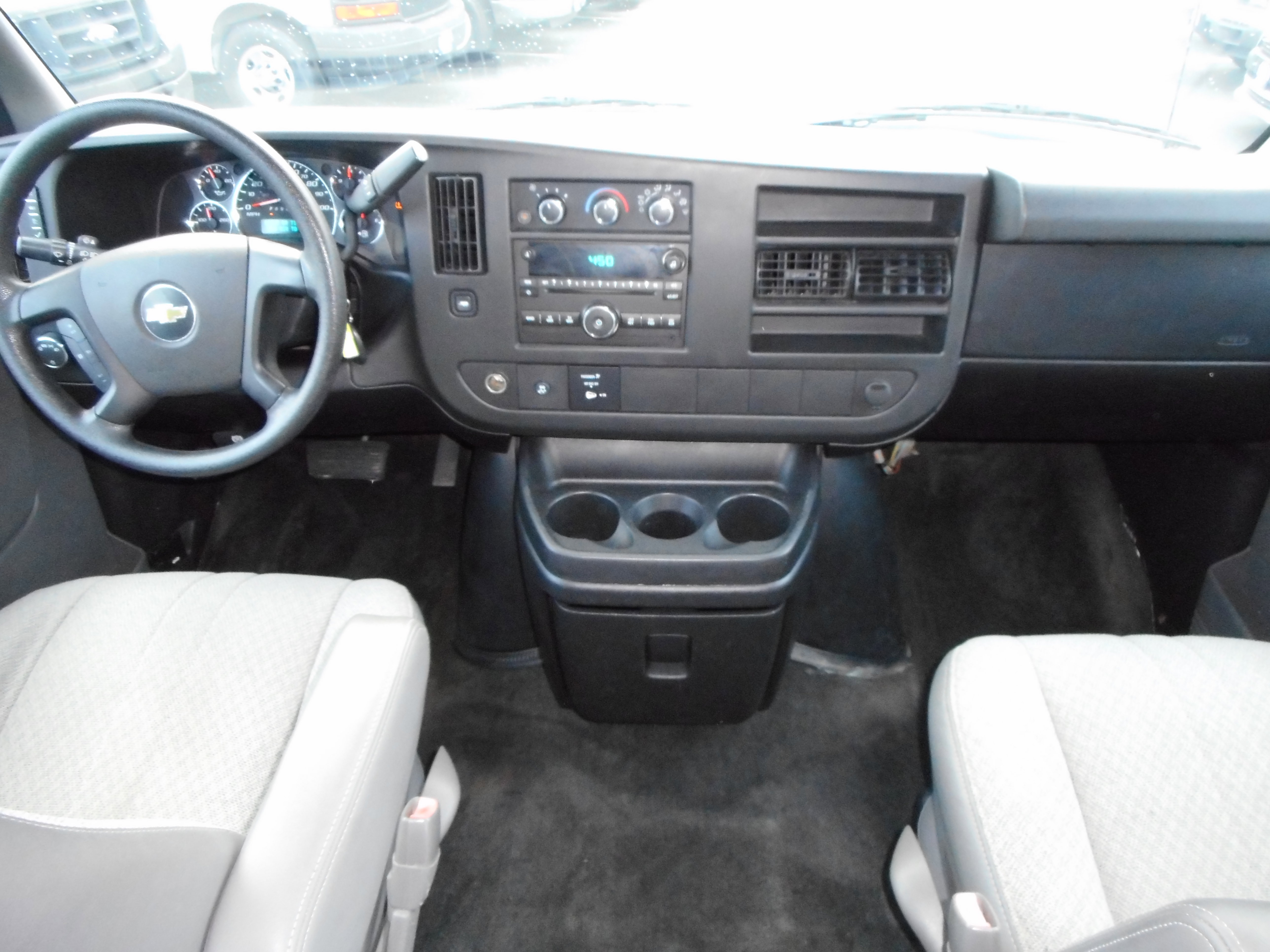 Used 2011 Chevrolet Express 3500 LT w/ LT Preferred Equipment Group image 22
