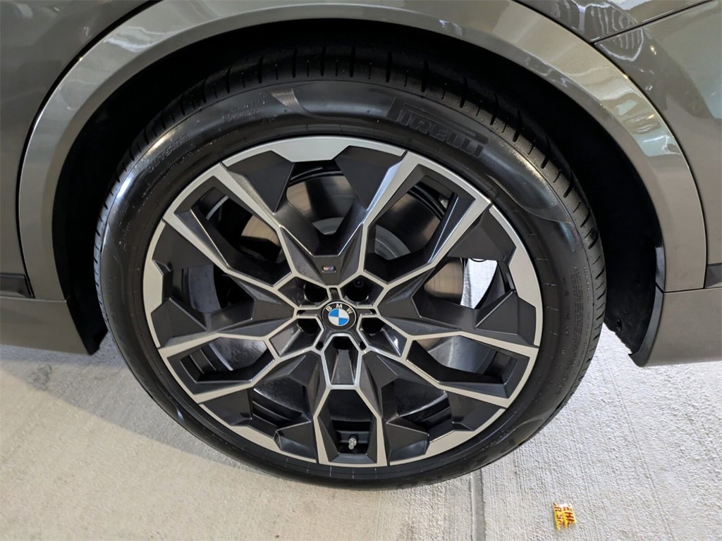 New 2026 BMW X7 M60i image 6