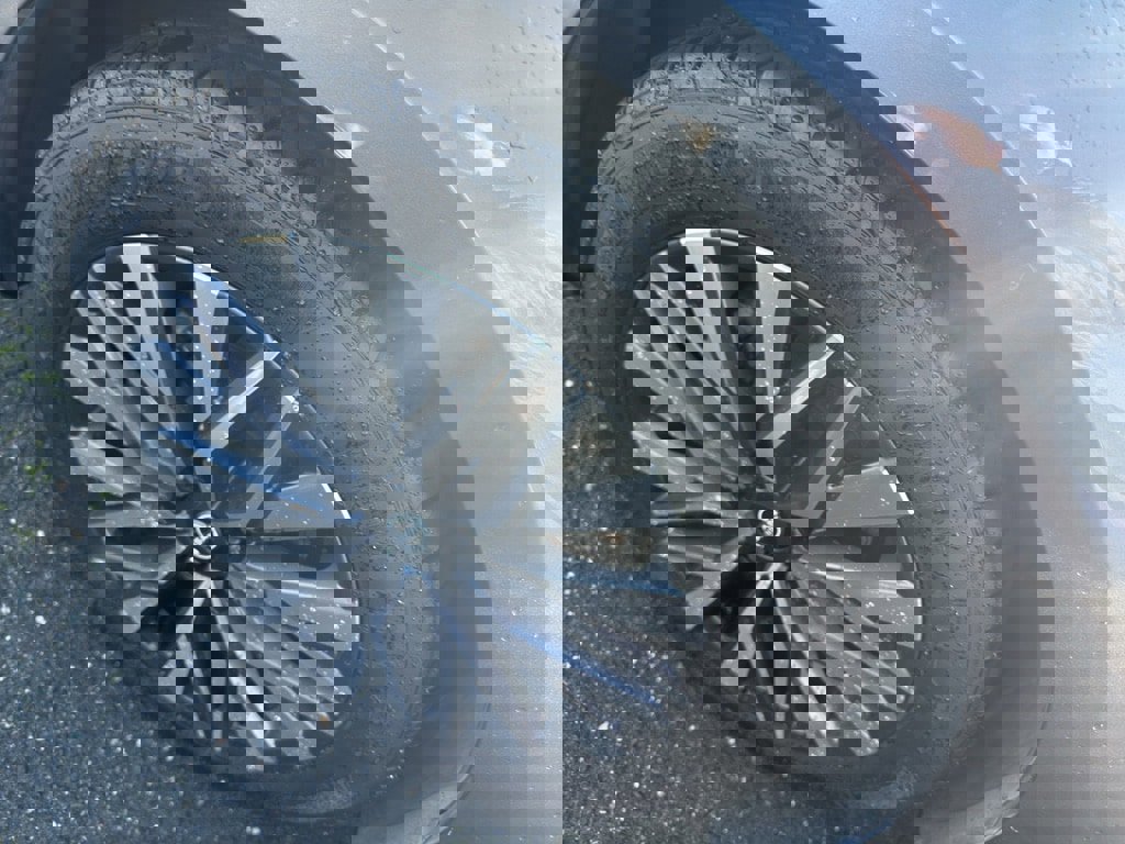 Used 2024 Nissan Altima 2.5 SV image 6