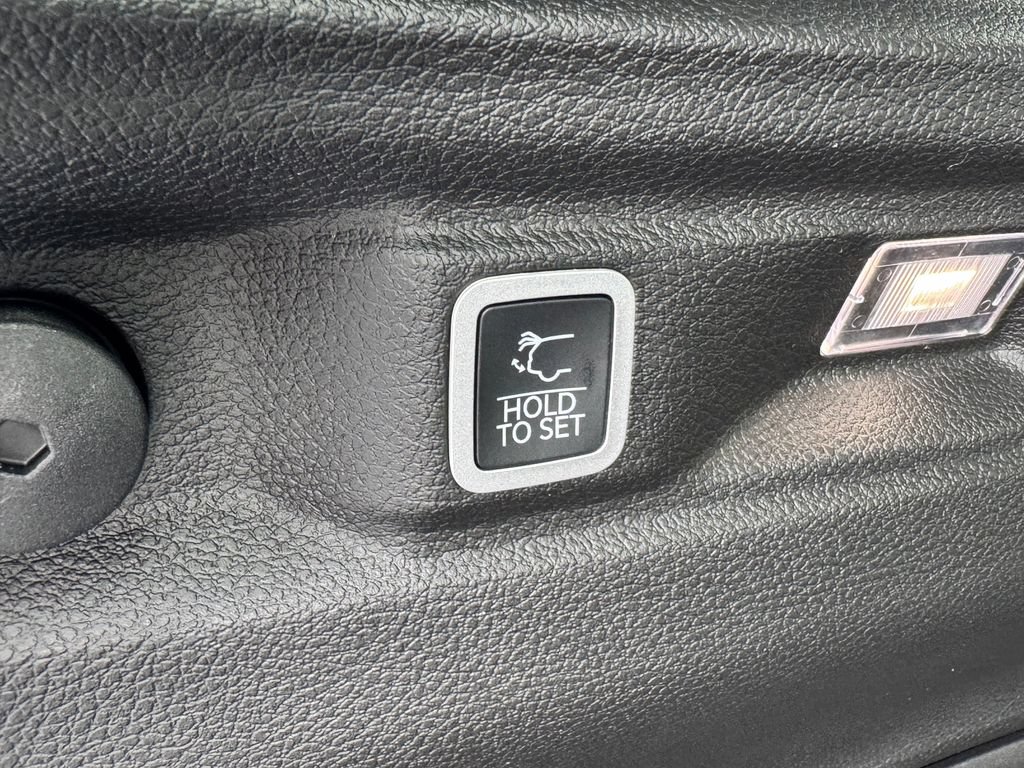 New 2026 Jeep Grand Cherokee L Limited AWD/4WD image 18