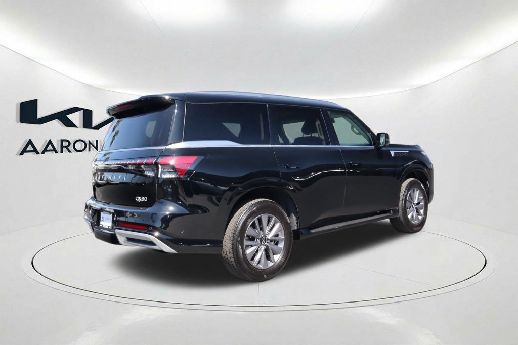 Used 2025 INFINITI QX80 Pure RWD image 4