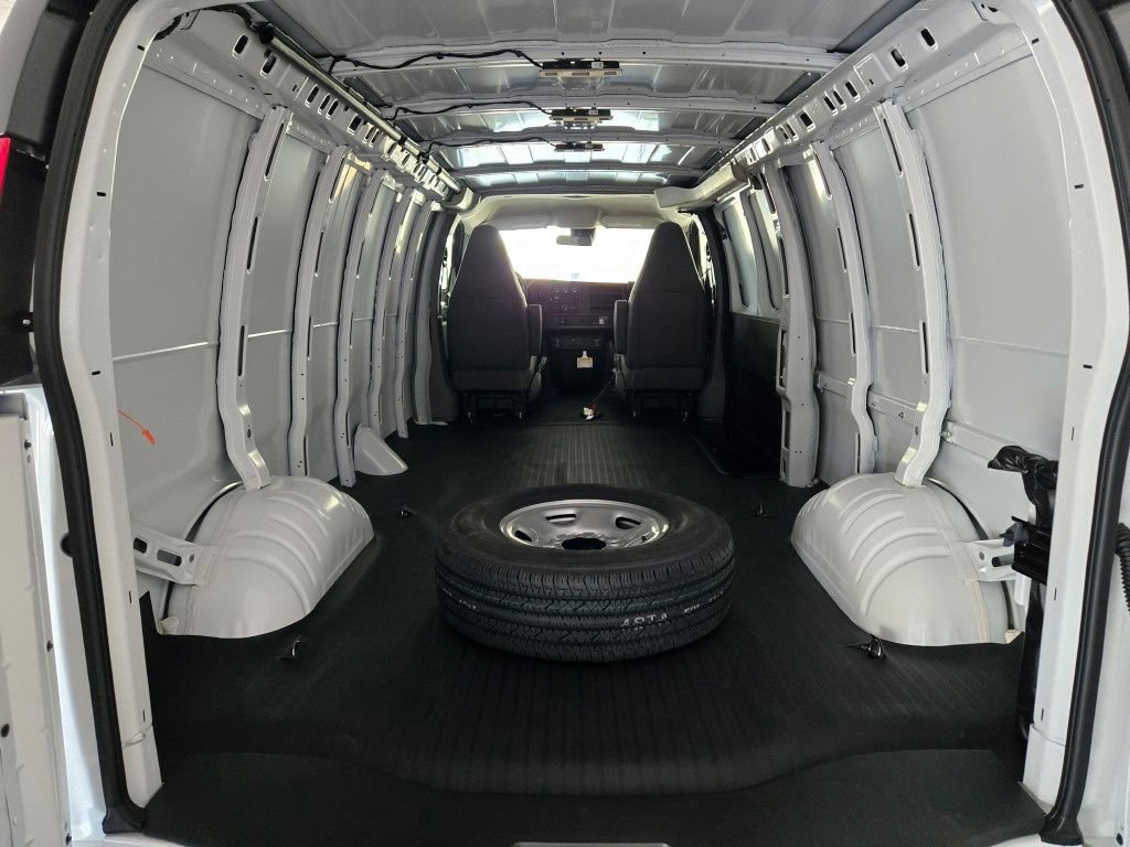New 2026 Chevrolet Express 2500 Extended w/ Driver Convenience Package RWD image 11