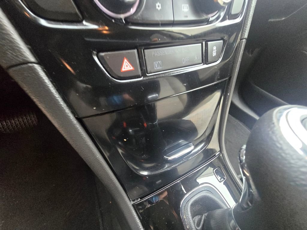 Used 2019 Buick Encore Preferred image 16