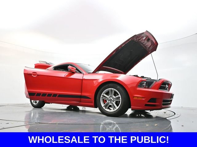 Used 2014 Ford Mustang V6 image 33