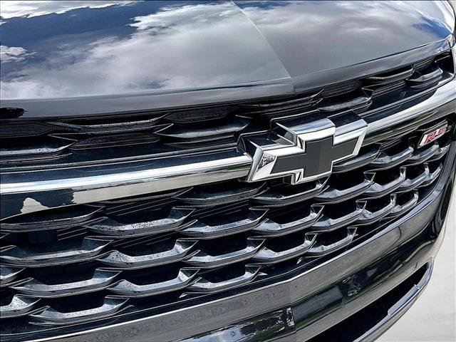 Used 2024 Chevrolet Trax RS FWD image 30