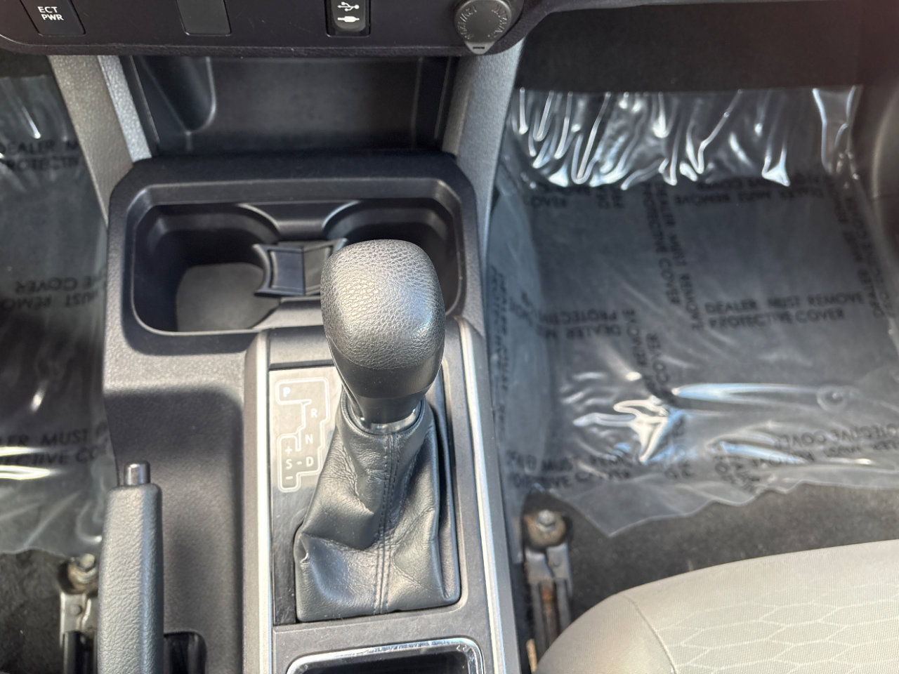 Used 2018 Toyota Tacoma SR5 image 20