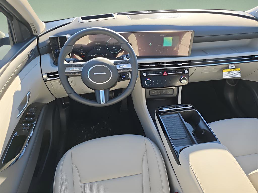 New 2025 Hyundai Tucson Limited image 13