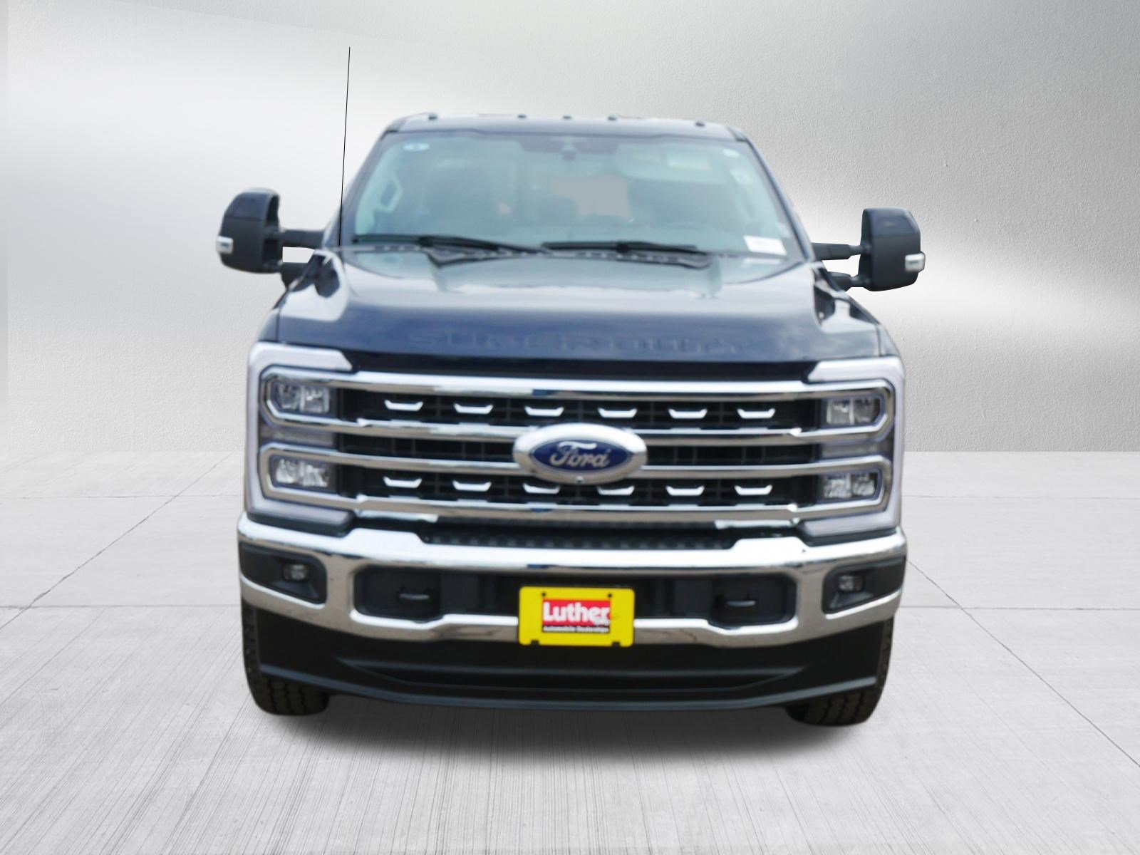 Used 2023 Ford F250 Lariat w/ Camper Package image 2