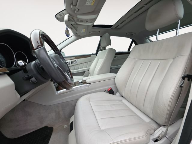 Used 2015 Mercedes-Benz E 350 4MATIC Sedan image 9